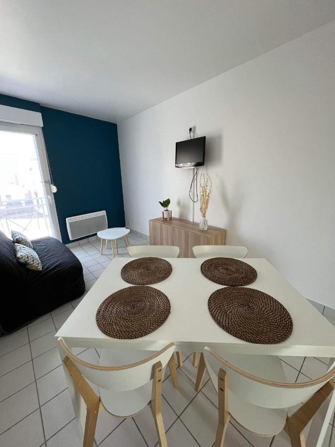 Anselme, F2 Duplex Avec Cour Commune Et Proche De La Mer ,2 Ver-sur-Mer Dış mekan fotoğraf